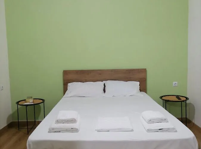 D House * يميناريا